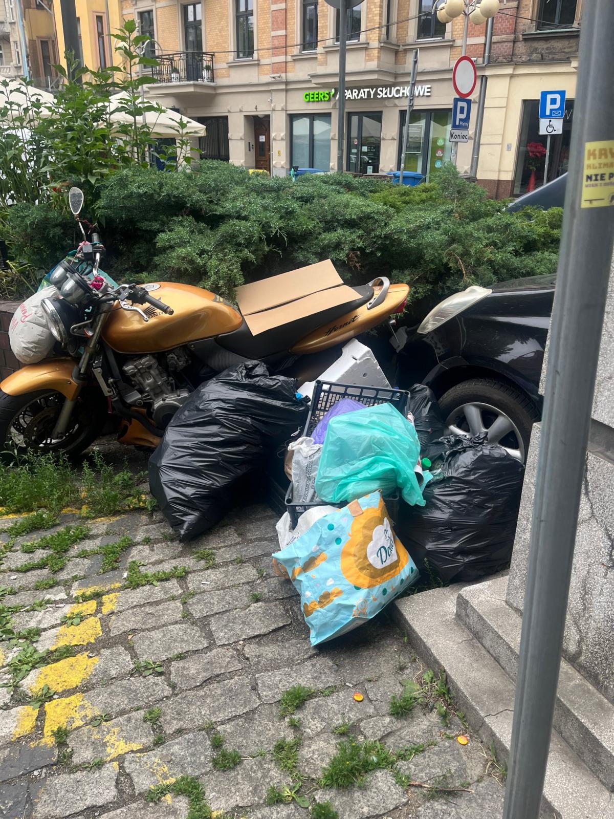 Zdjęcie 1: "Skrajna dyskryminacja Katowiczan przez Straż Miejską" - taki obraz wynika z komentarzy