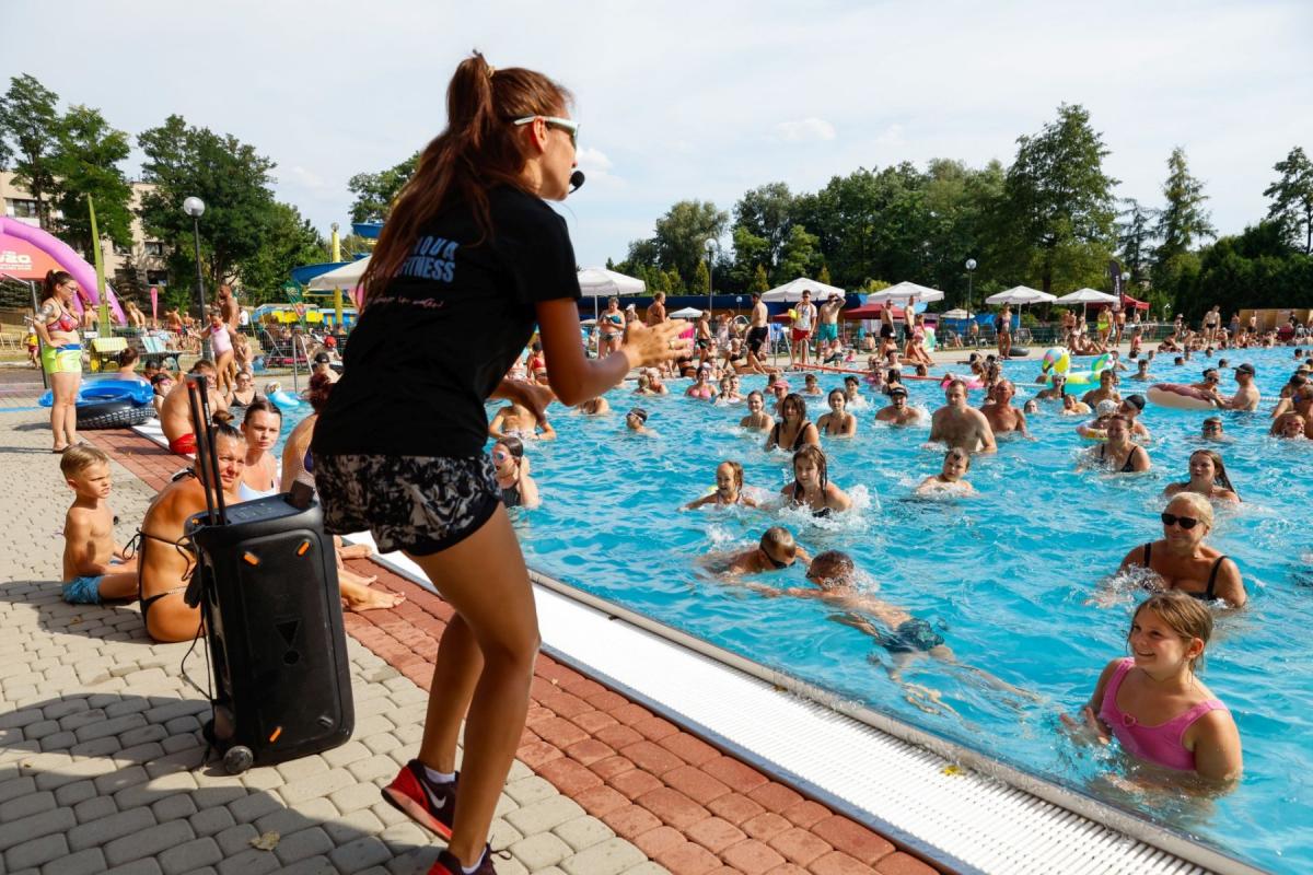 Zdjęcie 2: Blisko 100 tys. wejść na miejskie baseny. Rolna przyciągnęła tłumy